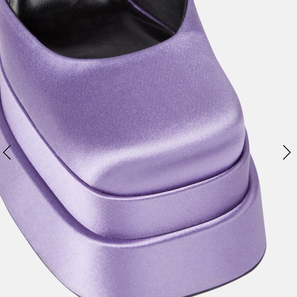 VERSACE
Medusa Aevitas satin platform pumps in lavender